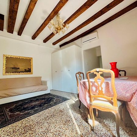 Ca Giovanni - Charmant And Exclusive Apartment Veneza Exterior foto